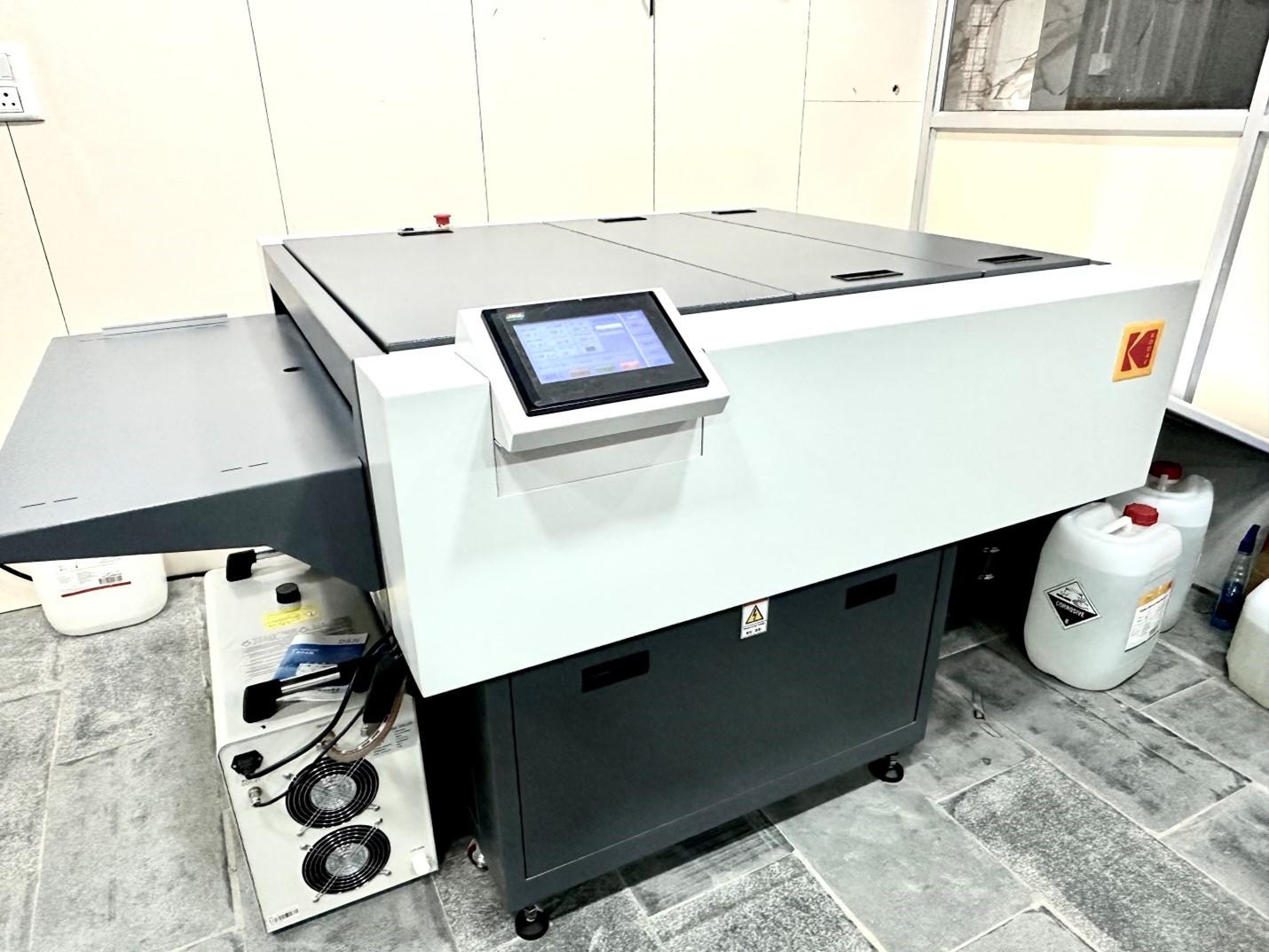 Automatic plate exposure machine